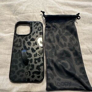 Loopy Case iPhone 14 Pro Max midnight leopard righty!